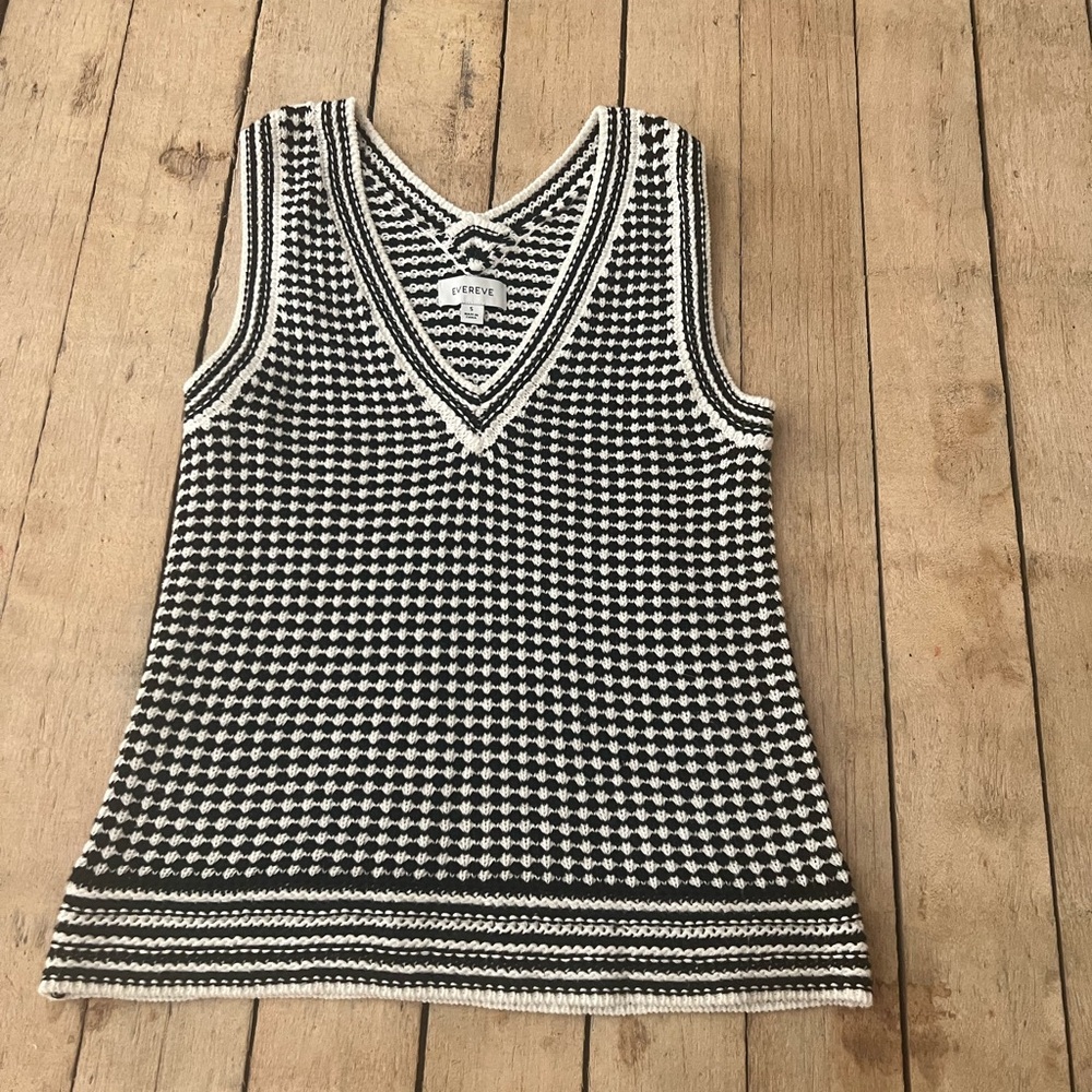 Evereve Black and White “Mini Houndstooth” pattern Cotton Sweater Vest